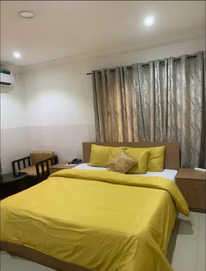 Rooms and suites at Lekki Suites