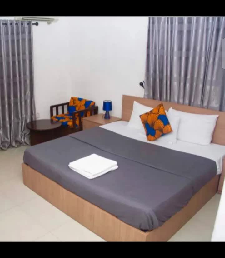 Rooms and suites at Lekki Suites