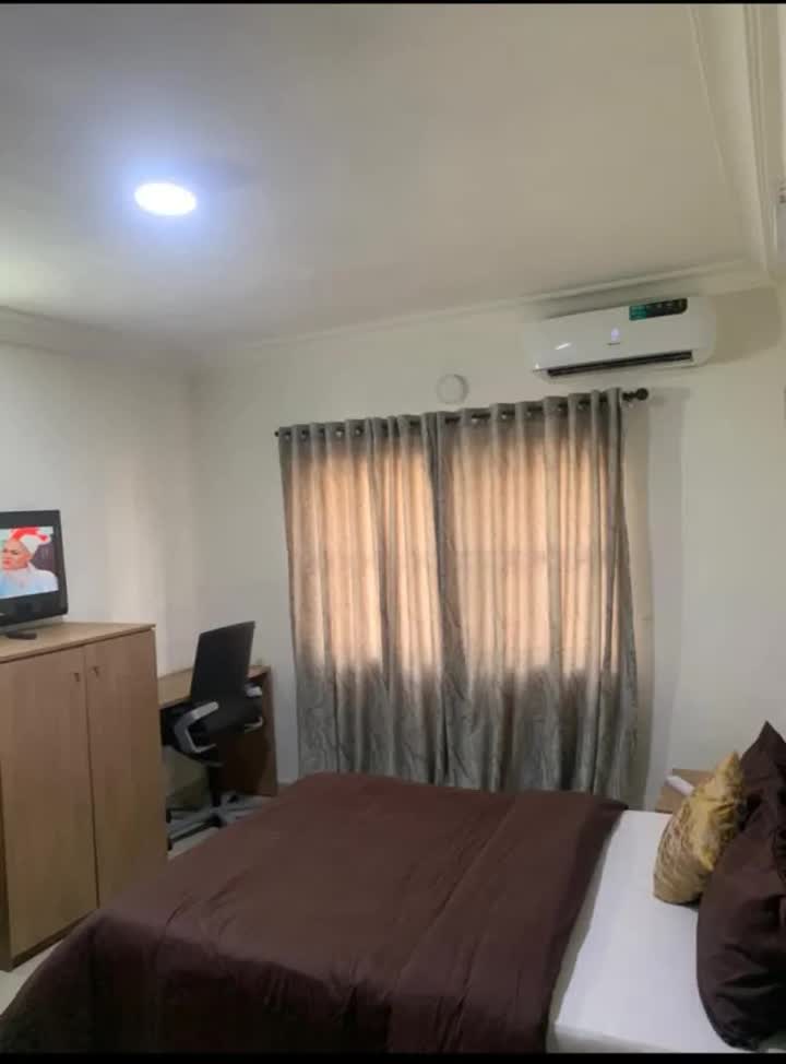 Rooms and suites at Lekki Suites